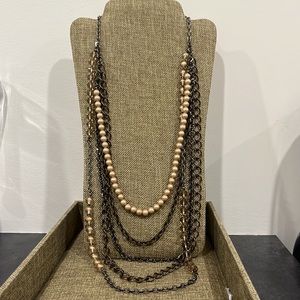 NWT Sable necklace